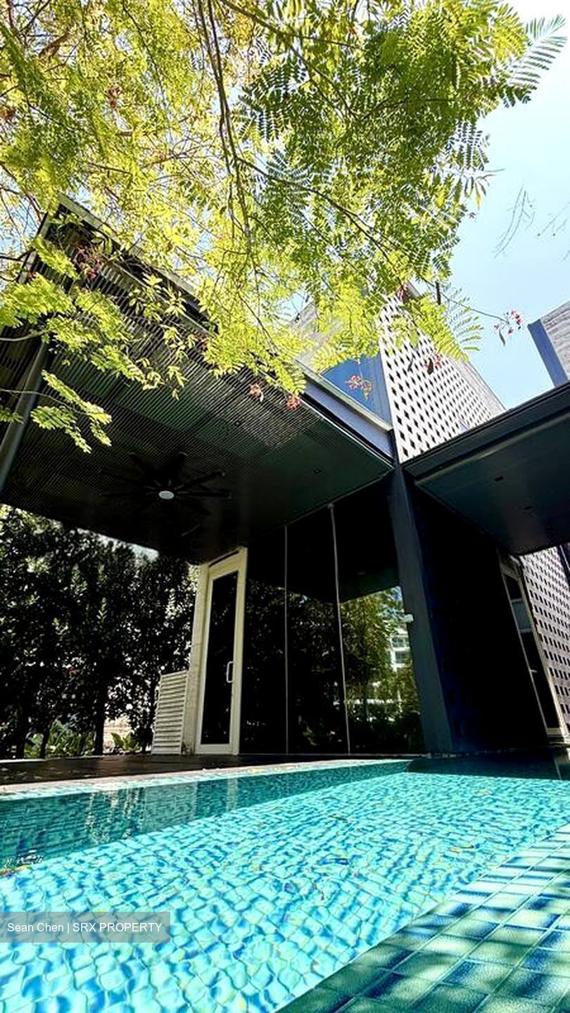 Ocean Drive (D4), Detached #582388231